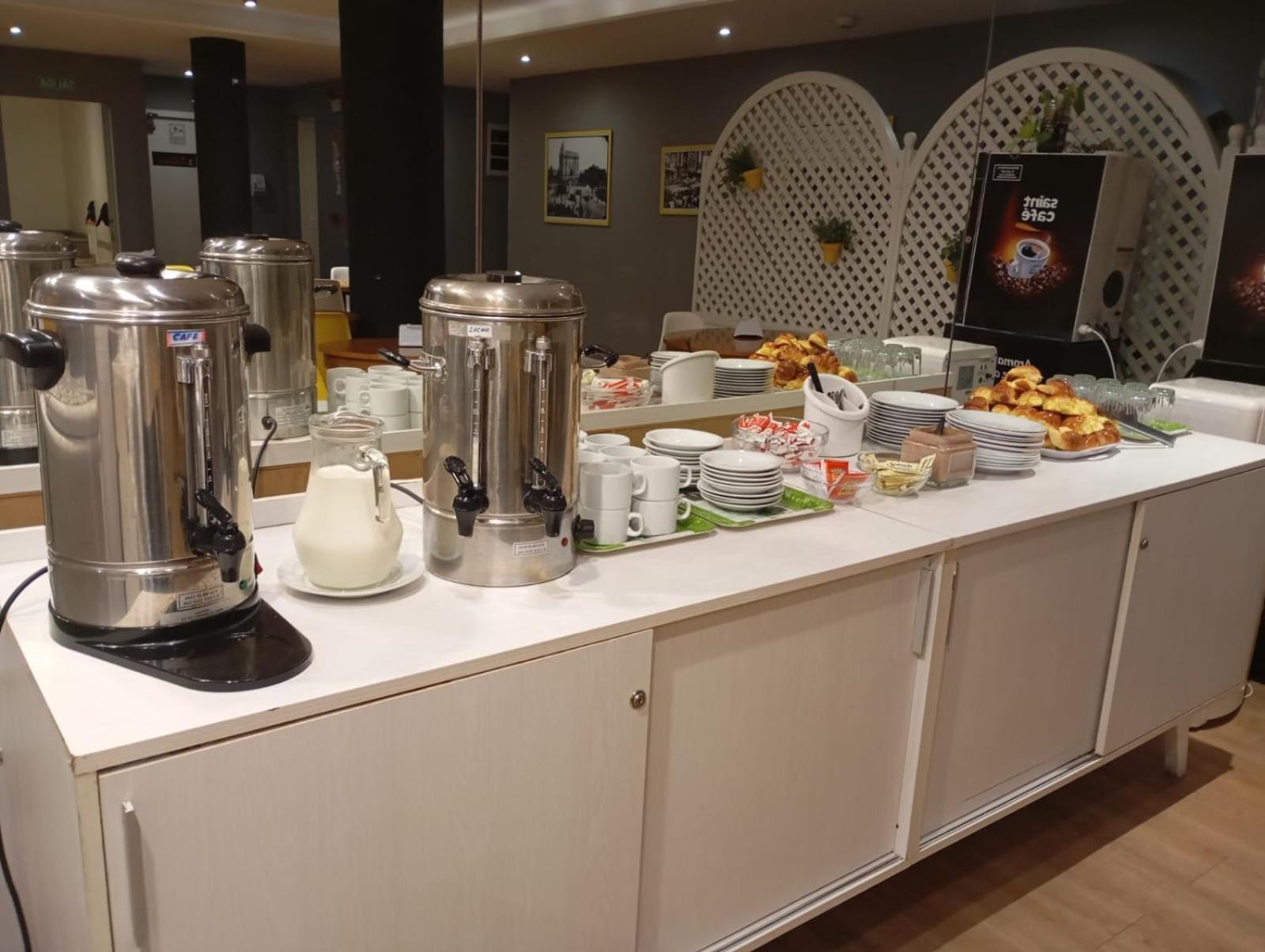 Hotel Hispano Montevideo Luaran gambar